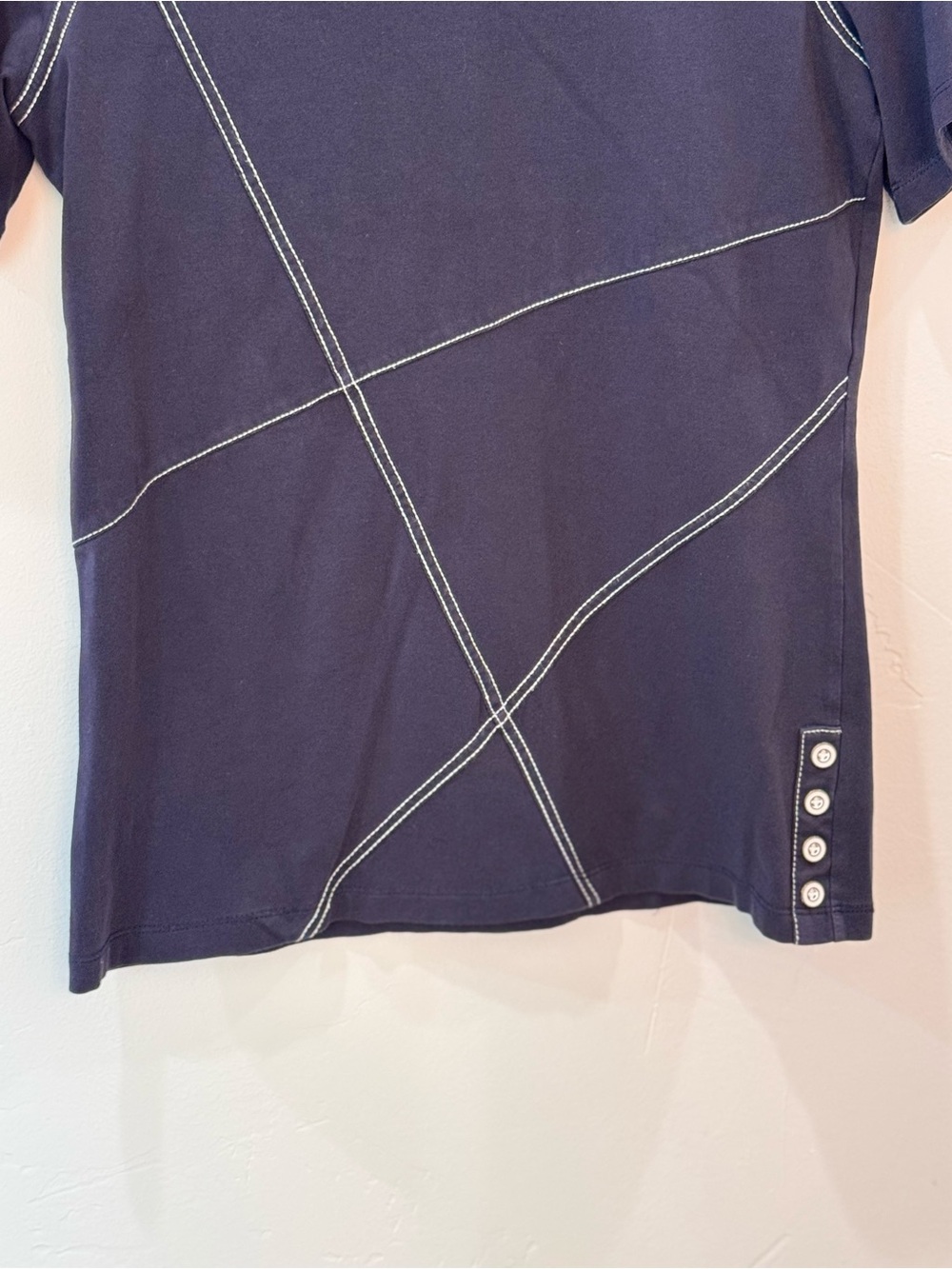 Yarra Trail Navy V-Neck Short Sleeve Top White Contrast Stitching Women's Size S - Picture 4 of 9